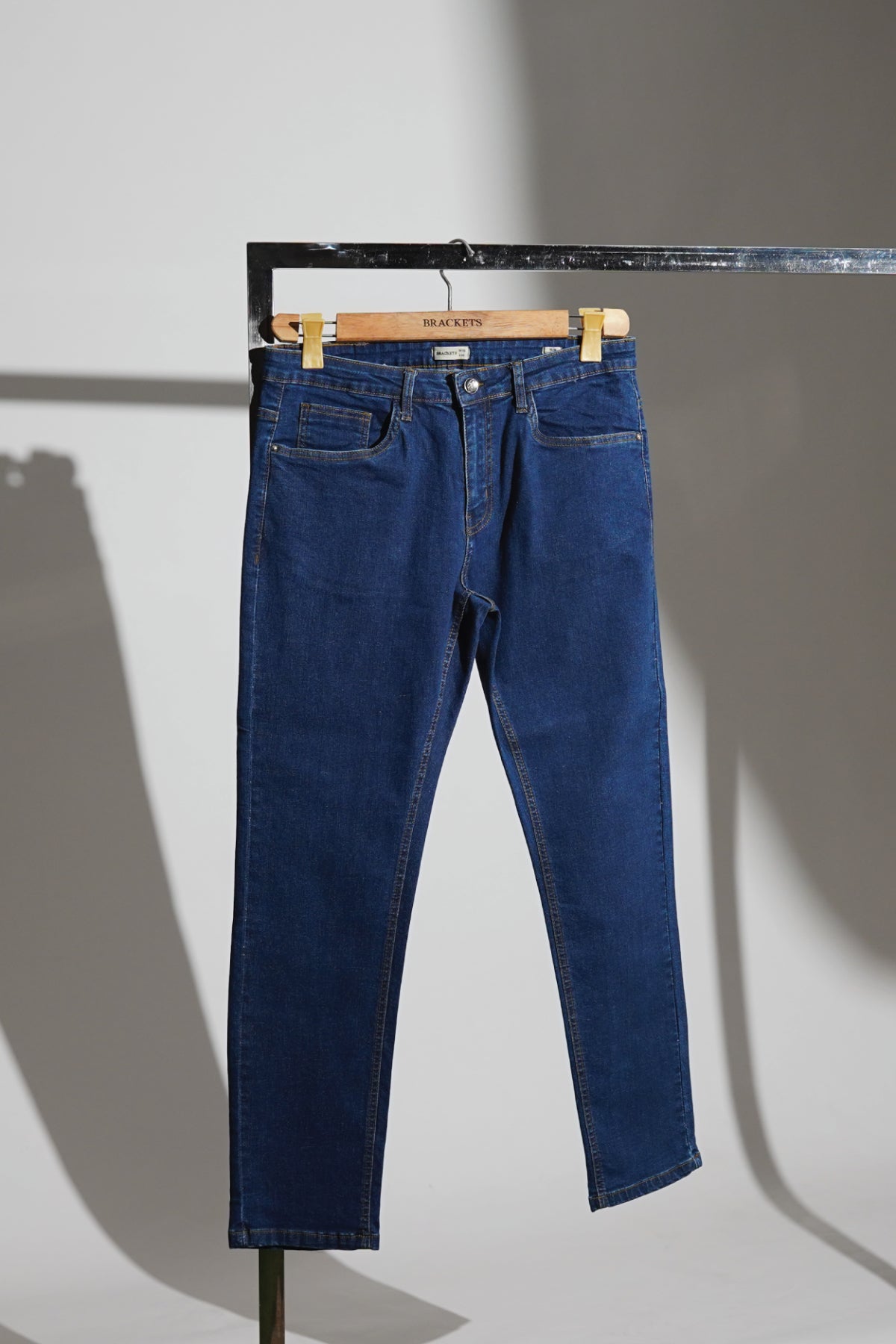 Deep blue jeans paint for mens